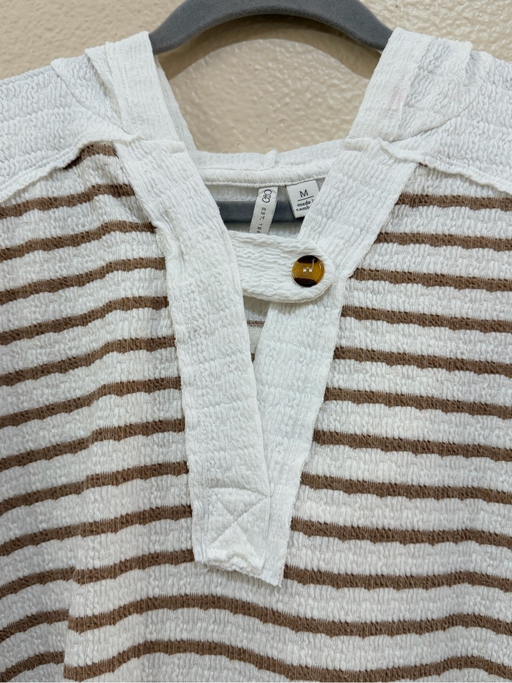 CATO Striped Hooded Henley Textured Top M EUC - Picture 8 of 9